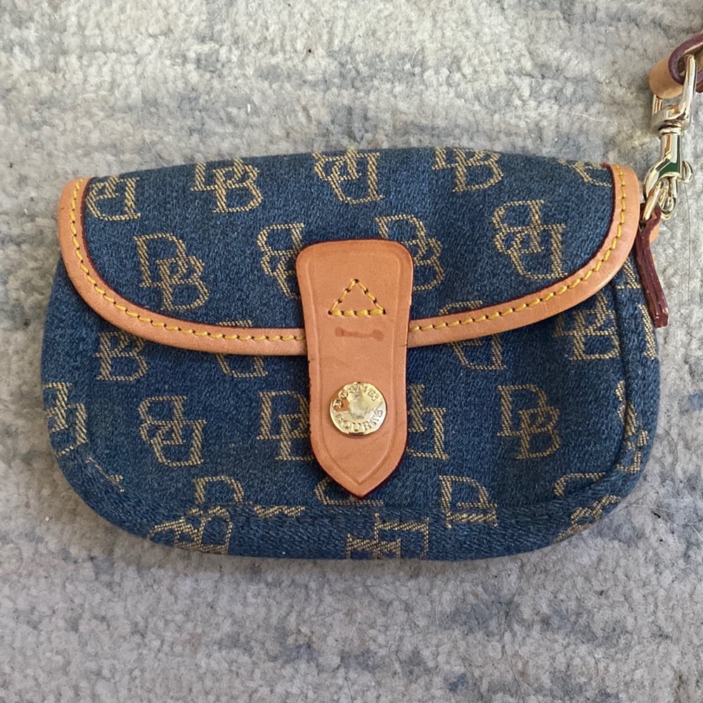 Dooney & Bourke Logo Wristlet With Attachable Strap